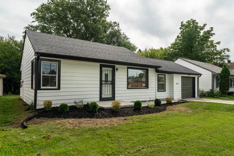 Photo of 4860 N 89th St, Milwaukee, WI 53225 (MLS # 1985693)