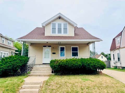 Photo of 1534 Martin Ave, Sheboygan, WI 53083 (MLS # 1974262)