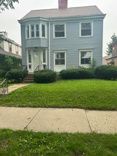 Photo of 3155 N 46th St, Milwaukee, WI 53216 (MLS # 1976439)