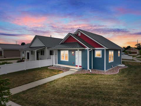 Photo of 1804 Farm View Dr, Port Washington, WI 53024 (MLS # 1974982)