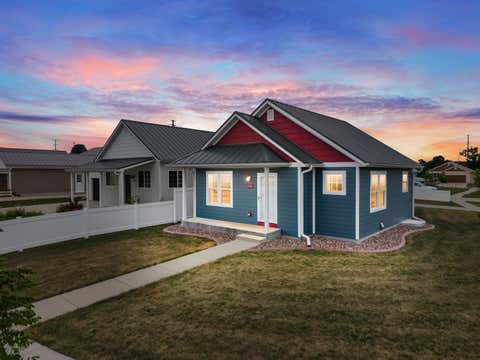 Photo of 1804 Farm View Dr, Port Washington, WI 53024 (MLS # 1974982)