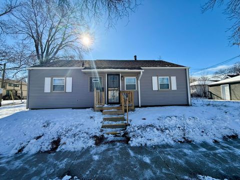 Photo of 4889 N 24th St, Milwaukee, WI 53209 (MLS # 1950140)