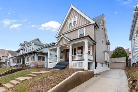 MLS: 1906907