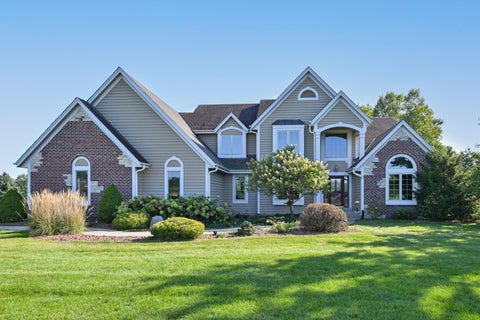 Photo of S88W34633 Nesting Ln, Eagle, WI 53119 (MLS # 1980631)