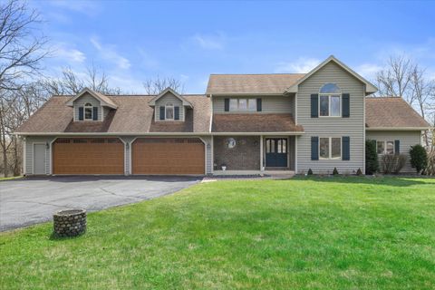Photo of 26041 Deer Ridge Trl, Norway, WI 53185 (MLS # 1957874)