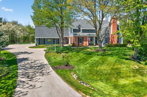 Photo of 10235 N Range Line Ct, Mequon, WI 53092 (MLS # 1962018)