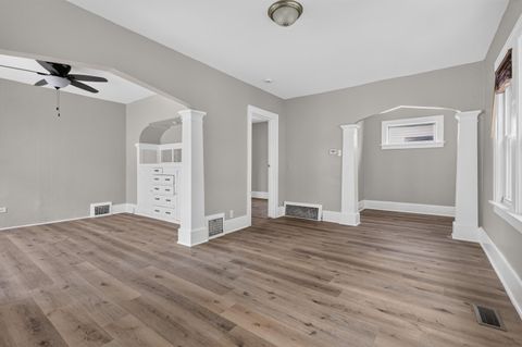 Photo of 4127 N 26th St, Milwaukee, WI 53209 (MLS # 1970274)