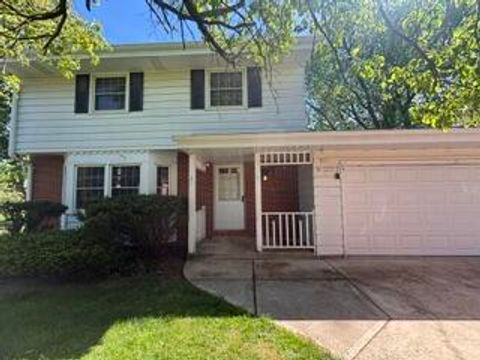 Photo of S71W1727 Pleasant View Dr, Muskego, WI 53150 (MLS # 1962869)