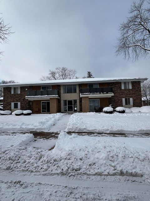 Photo of 3429 S Pine Ave, Milwaukee, WI 53207 (MLS # 1944641)