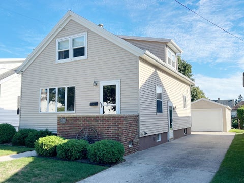 Photo of 1919 27th St, Two Rivers, WI 54241 (MLS # 1979872)