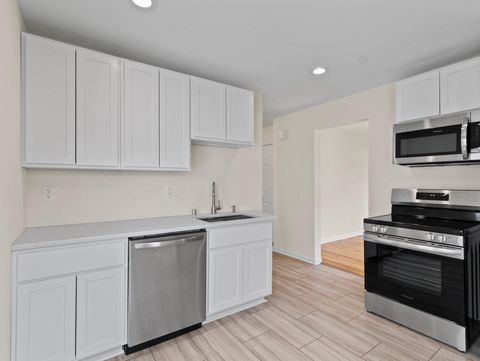 W169N9081 Goode Ave, Menomonee Falls, WI 53051 - #: 1914093