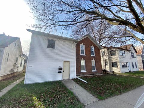 Photo of 1124 West Ave S, La Crosse, WI 54601 (MLS # 1945135)