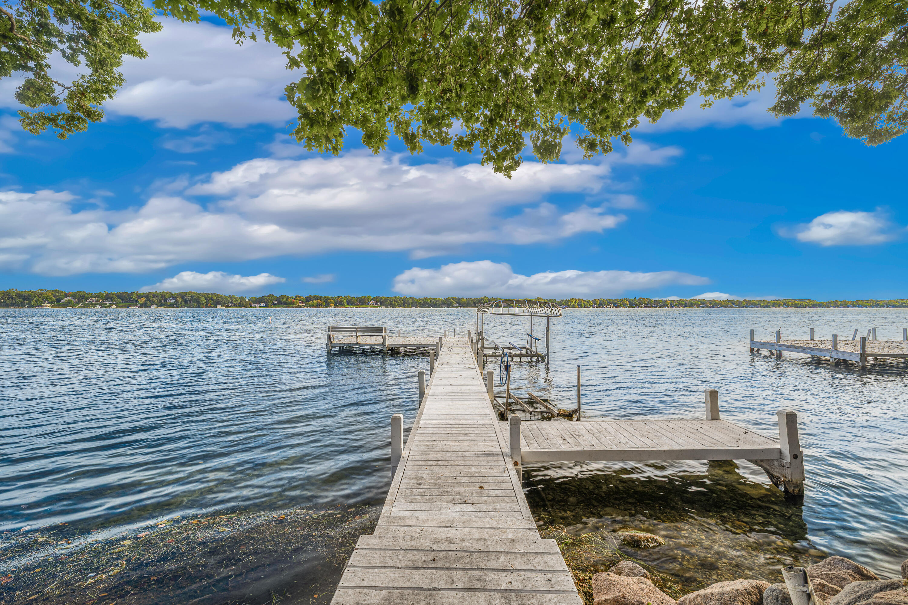 2810 Willow Point Dr