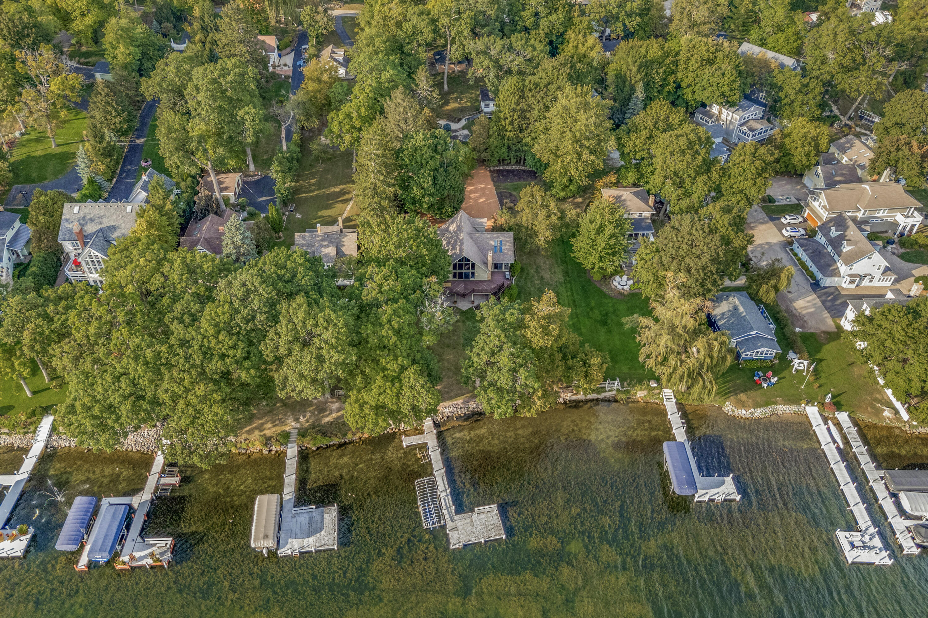 2810 Willow Point Dr