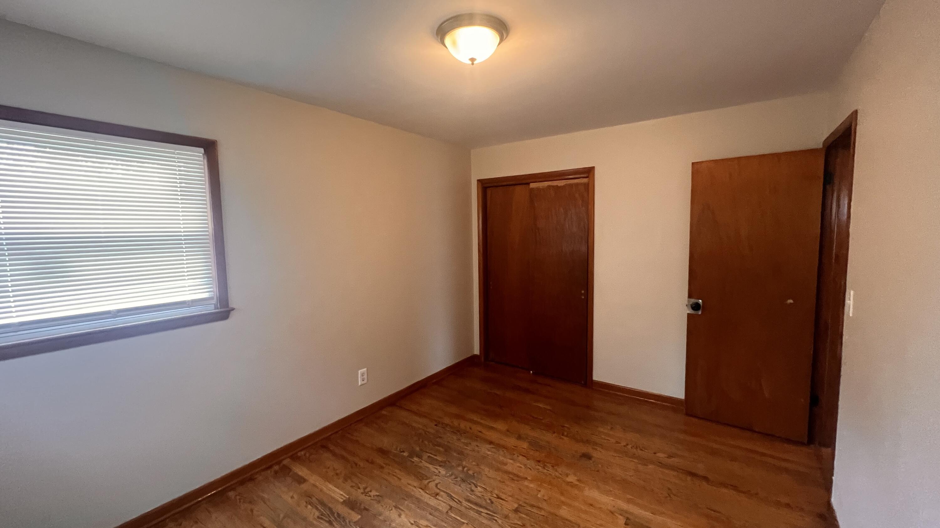 Milwaukee, Wisconsin 53225, United States, 3 Bedrooms Bedrooms, ,1 BathroomBathrooms,Residential,Active,172929