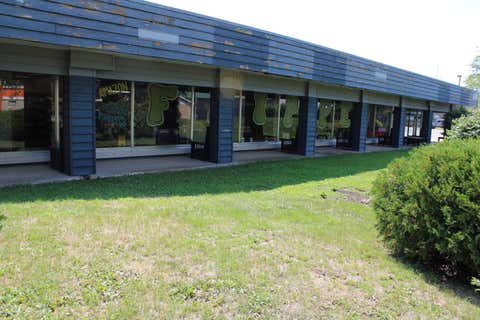 Photo of 254 Winnebago Dr, Fond Du Lac, WI 54935 (MLS # 1978059)