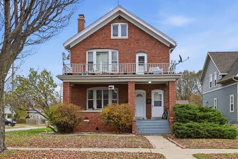 Photo of 6101 18th Ave, Kenosha, WI 53143 (MLS # 1944020)