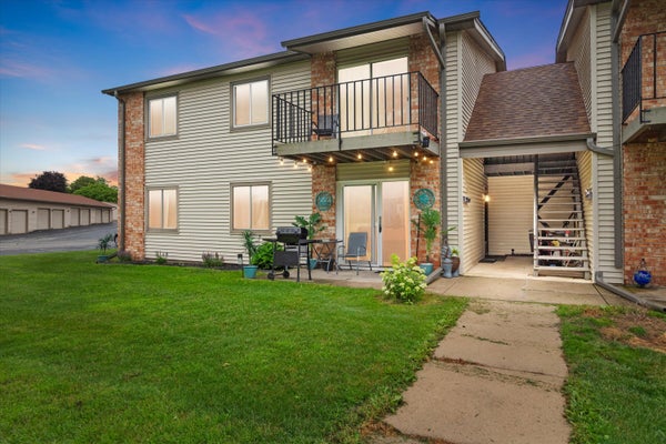 N115W17131 ARMADA DR, GERMANTOWN, WI 53022 - Image fd53f697ad49e34a239cfefd3a7dd28b/2111770521