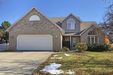 Photo of 6001 94th Ct, Kenosha, WI 53142 (MLS # 1973519)