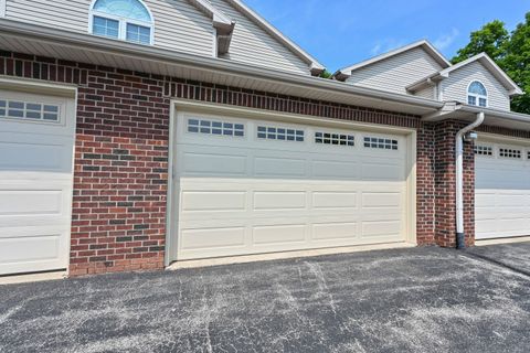 Photo of N99W14143 Seven Pines Way, Germantown, WI 53022 (MLS # 1940148)