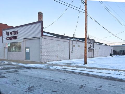 Photo of 1214 16th St, Racine, WI 53403 (MLS # 1948303)