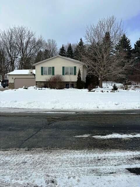 Photo of 1105 Mc Coy Park Rd, Fort Atkinson, WI 53538 (MLS # 1948731)