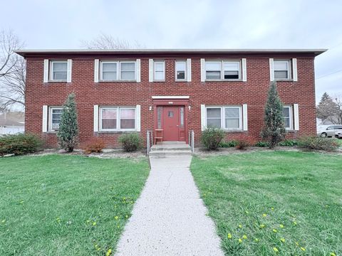 MLS: 1916701