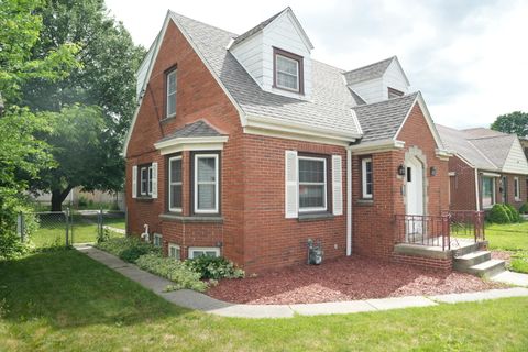 Photo of 8209 W Burleigh St, Milwaukee, WI 53222 (MLS # 1967772)