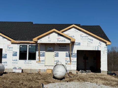 Photo of N162W21836 Poppy Rd, Jackson, WI 53037 (MLS # 1950114)