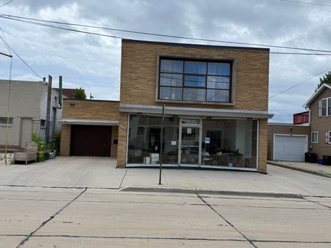 Photo of 1507 20th St, Two Rivers, WI 54241 (MLS # 1902764)