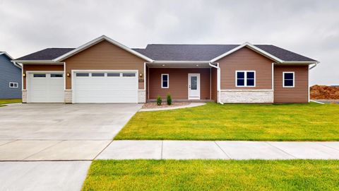 Photo of 1222 Leo Dr, Holmen, WI 54636 (MLS # 1966447)