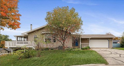 Photo of 11357 Chase St, Trempealeau, WI 54661 (MLS # 1950821)