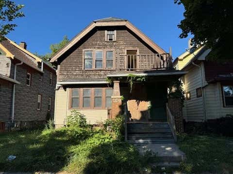 Photo of 3327 N 17th St, Milwaukee, WI 53206 (MLS # 1970846)