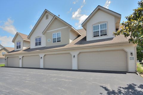 Photo of 8536 S Stratford Rd, Oak Creek, WI 53154 (MLS # 1925273)