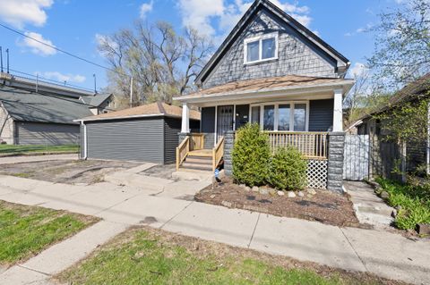 Photo of 634 N 40th St, Milwaukee, WI 53208 (MLS # 1959109)