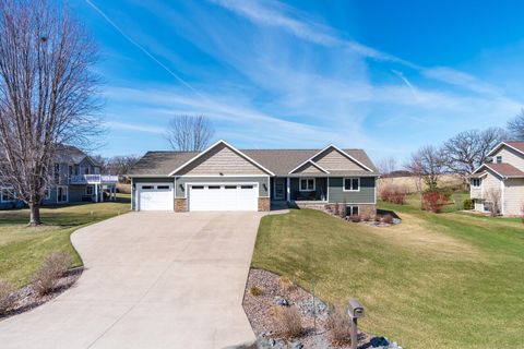 Photo of N7133 Sunrise Ln, Holland, WI 54636 (MLS # 1957929)