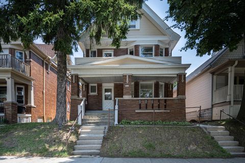 Photo of 3066 N Pierce St, Milwaukee, WI 53212 (MLS # 1925763)