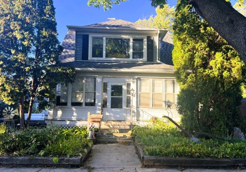 Photo of 718 W Sherman Ave, Fort Atkinson, WI 53538 (MLS # 1985417)