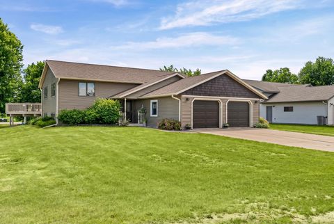 Photo of 23923 8th St, Trempealeau, WI 54661 (MLS # 1967720)