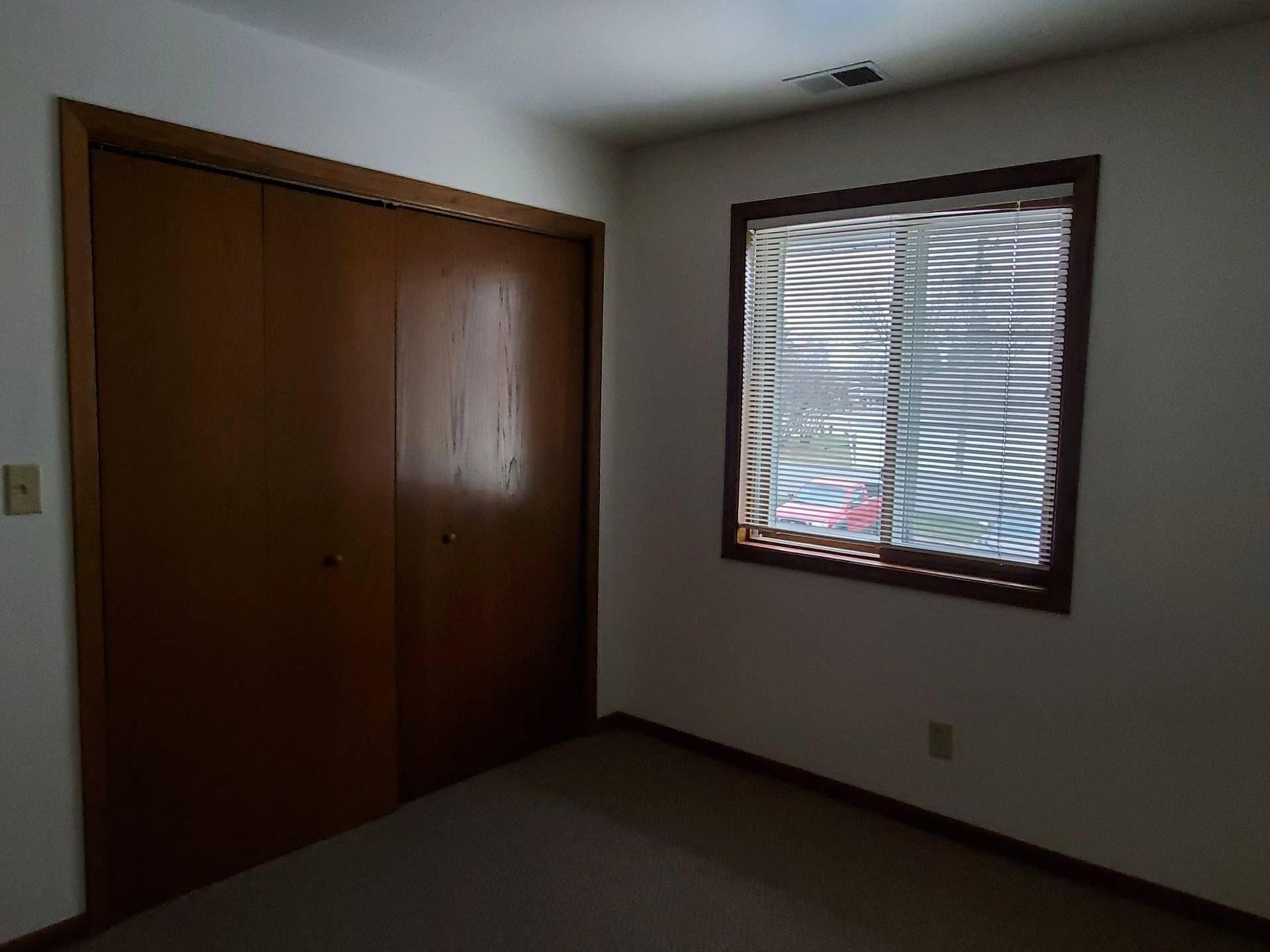 Menomonee Falls, Wisconsin 53051, United States, 2 Bedrooms Bedrooms, ,1 BathroomBathrooms,Residential,Active,130988