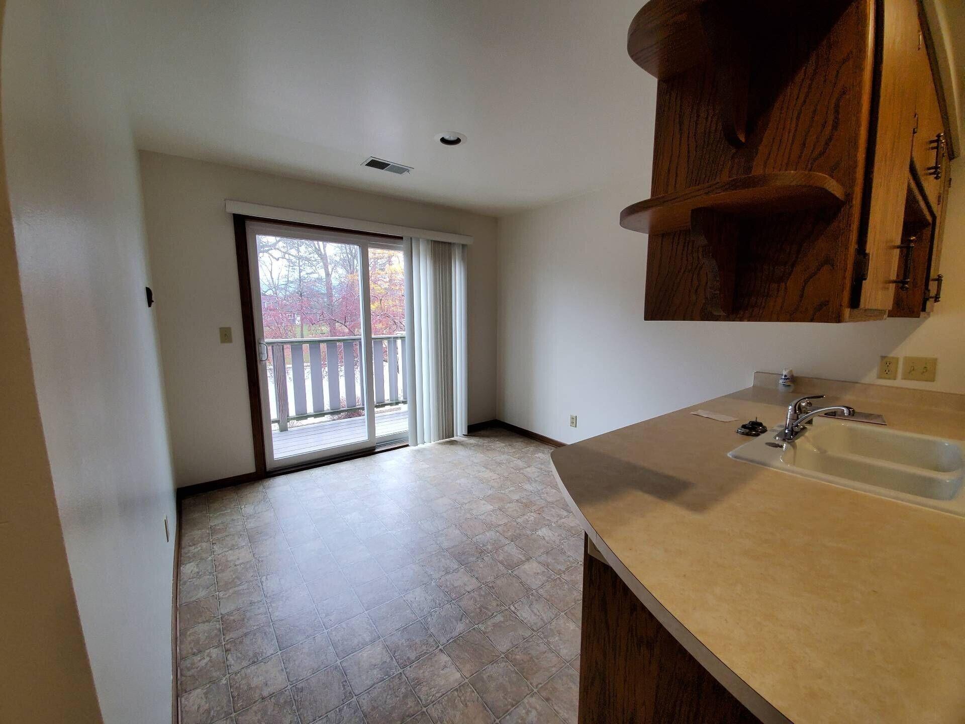 Menomonee Falls, Wisconsin 53051, United States, 2 Bedrooms Bedrooms, ,1 BathroomBathrooms,Residential,Active,130988