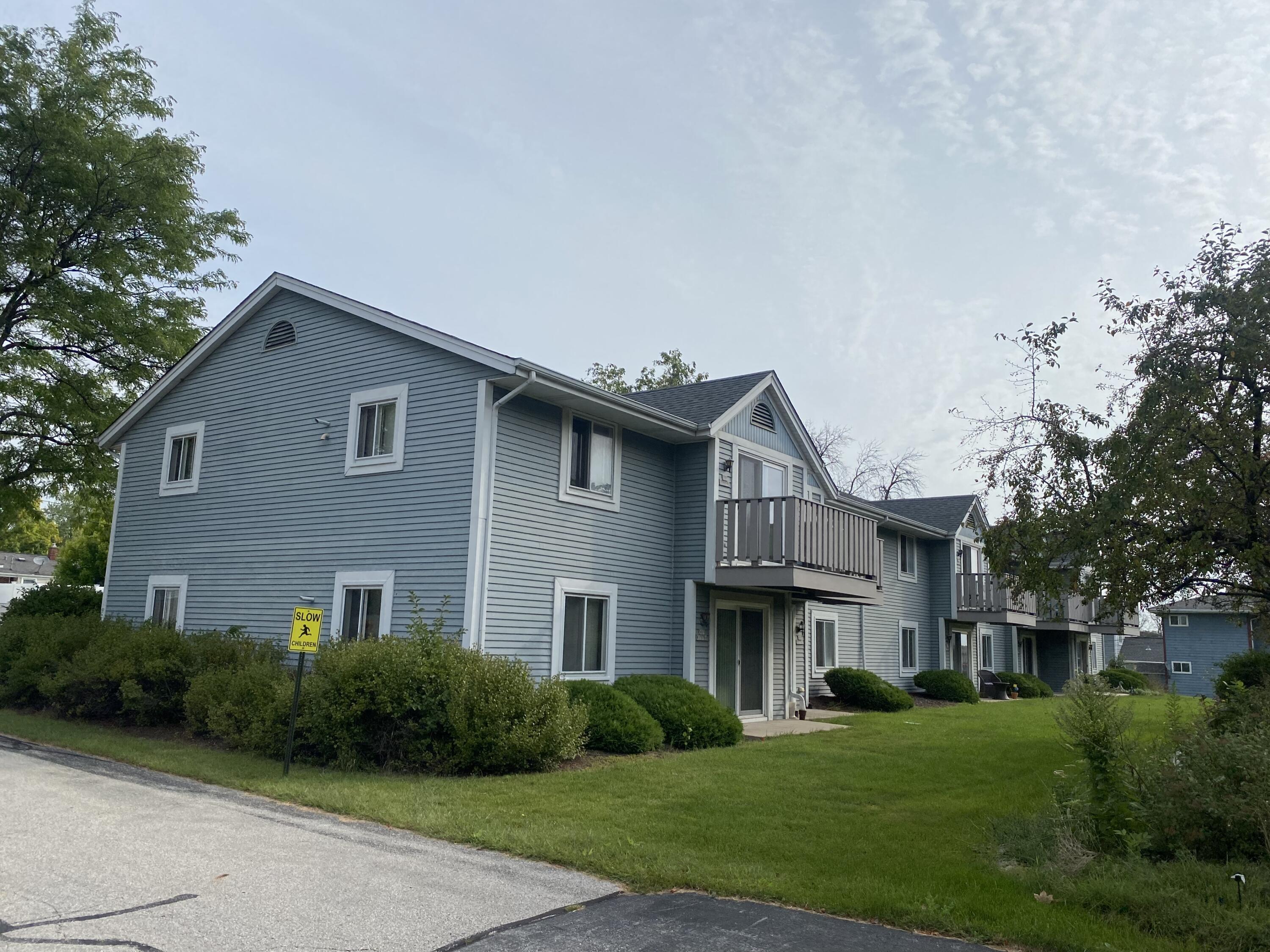 Menomonee Falls, Wisconsin 53051, United States, 2 Bedrooms Bedrooms, ,1 BathroomBathrooms,Residential,Active,130988