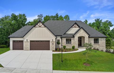 Photo of 213 W Fairview Dr, Menomonee Falls, WI 53051 (MLS # 1922471)