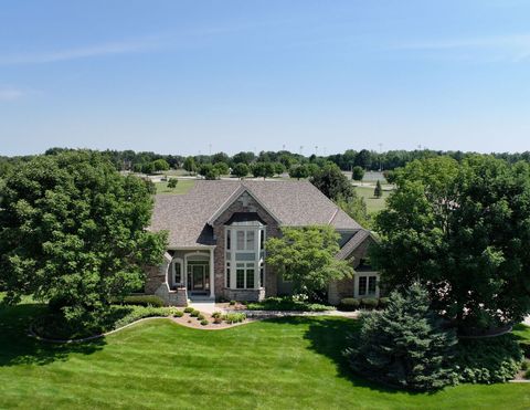 Photo of N70W14619 Terrace Dr, Menomonee Falls, WI 53051 (MLS # 1927792)