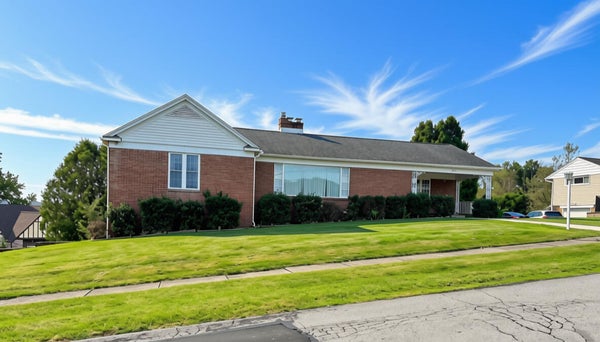 242 E SHERIDAN AVE, DU BOIS, PA 15801 - Image 80eb4ece7ed9cb487dcbf206cdbe7264/1422439749