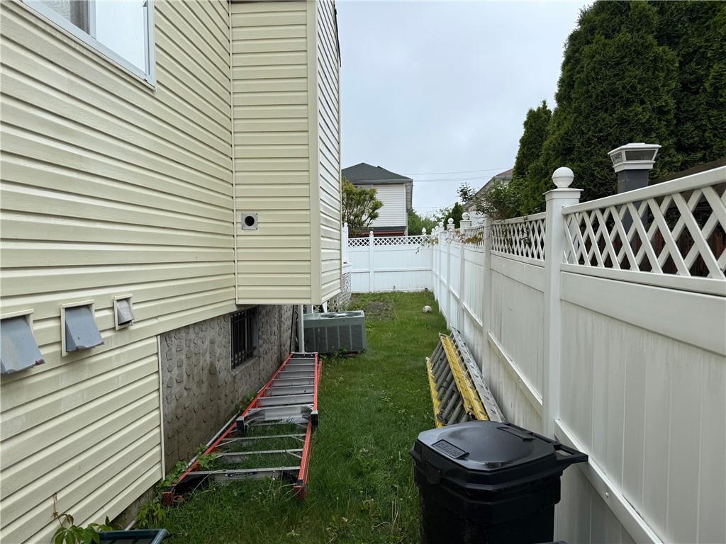 Brooklyn, New York 11234, United States, 3 Bedrooms Bedrooms, ,3 BathroomsBathrooms,Residential,Active,139331