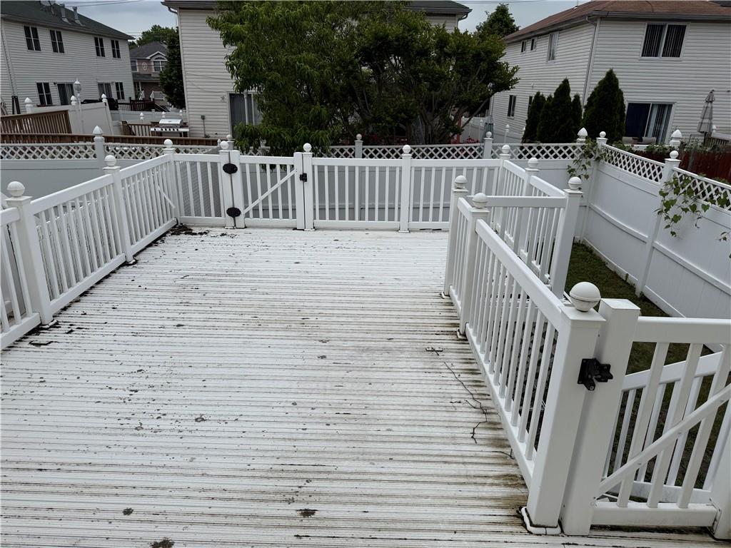 Brooklyn, New York 11234, United States, 3 Bedrooms Bedrooms, ,3 BathroomsBathrooms,Residential,Active,139331