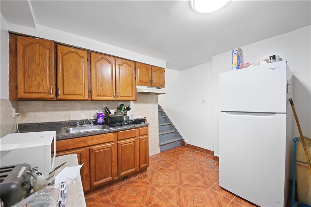 Brooklyn, New York 11234, United States, 7 Bedrooms Bedrooms, ,5 BathroomsBathrooms,Residential,Active,91453