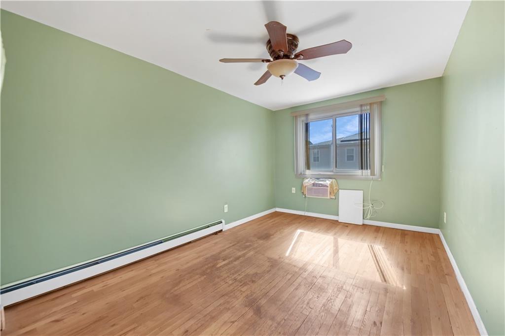 Brooklyn, New York 11234, United States, 7 Bedrooms Bedrooms, ,5 BathroomsBathrooms,Residential,Active,91453