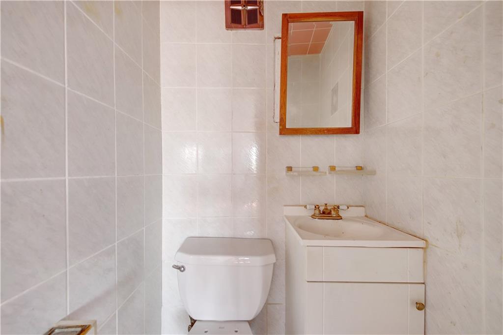 Brooklyn, New York 11234, United States, 7 Bedrooms Bedrooms, ,5 BathroomsBathrooms,Residential,Active,91453